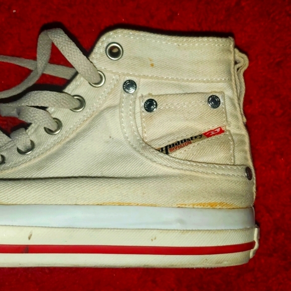 Diesel Sneakers - Picture 1 of 6